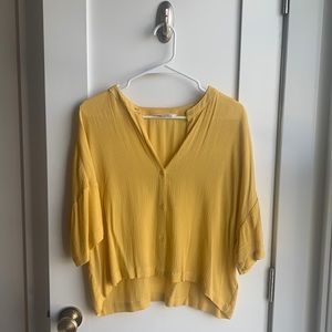 BB Dakota Yellow Dolman Button-Up Top (Size M)